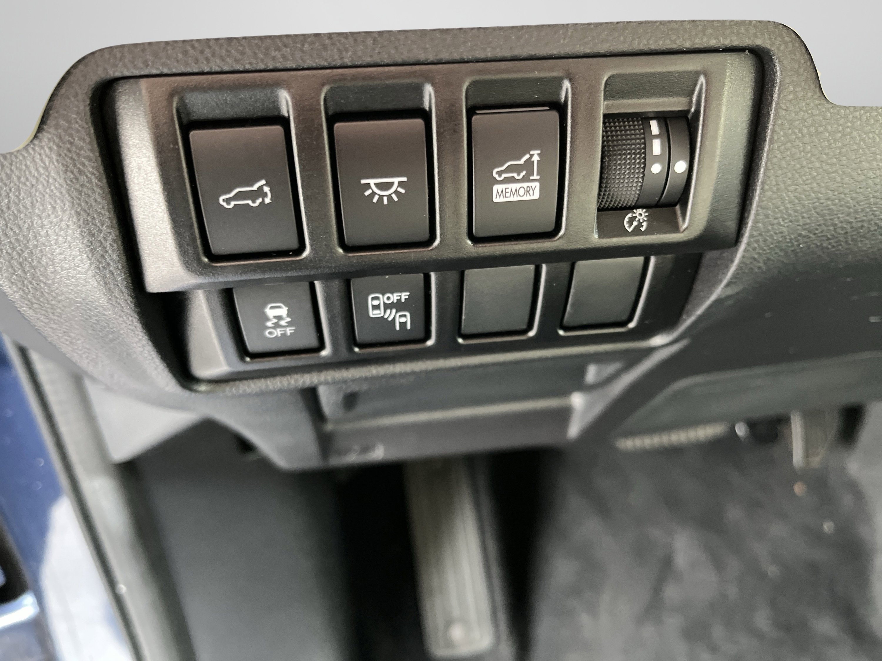 Used 2022 Subaru Ascent Premium w/ Convenience Package image 15