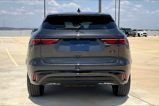 New 2026 Jaguar F-PACE R-Dynamic S image 4