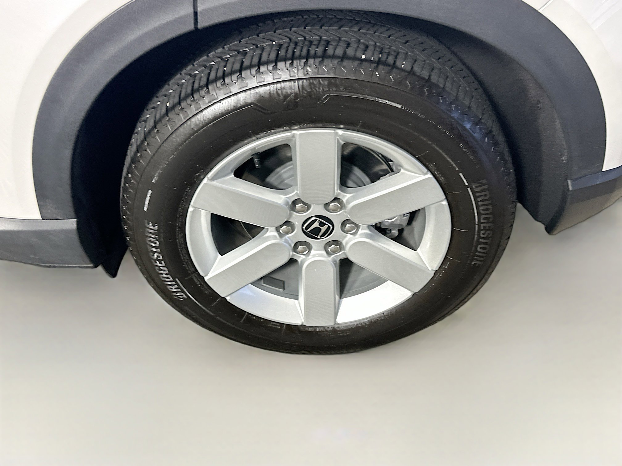 Used 2025 Honda Prologue EX image 11