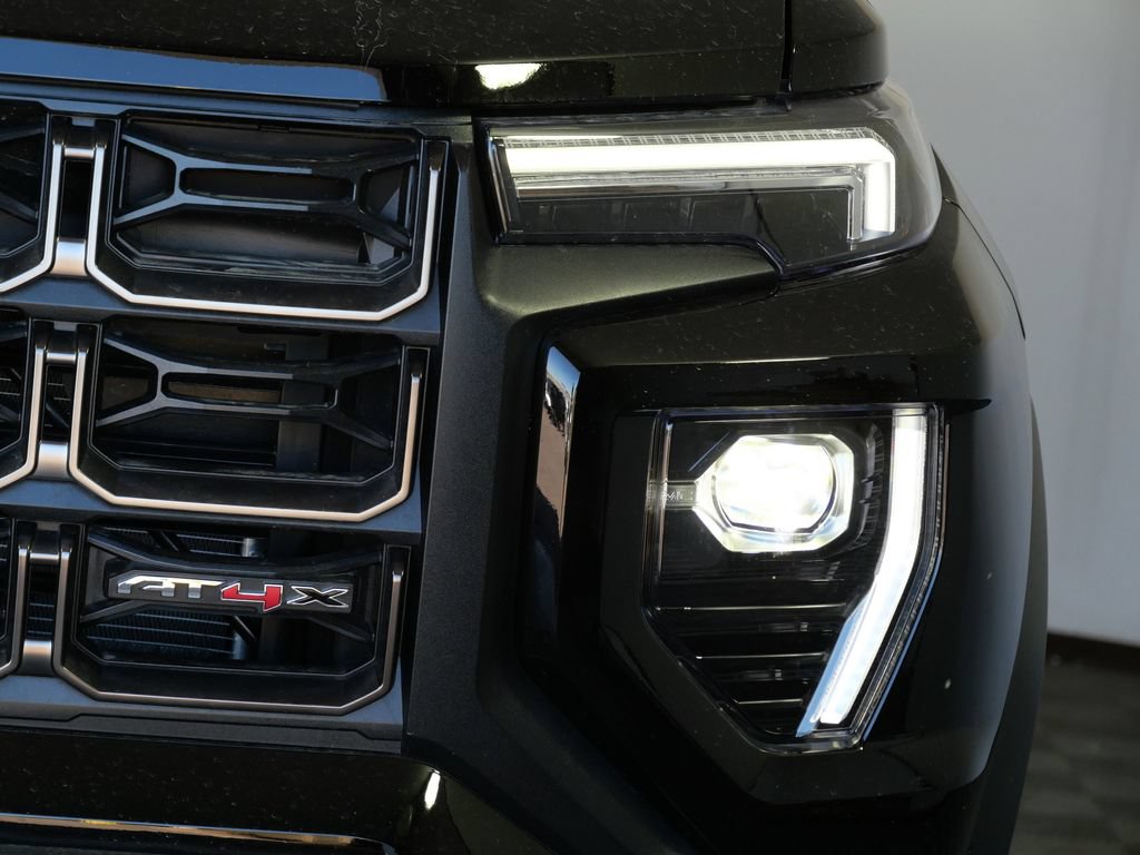 New 2026 GMC Canyon AT4X AWD/4WD image 8