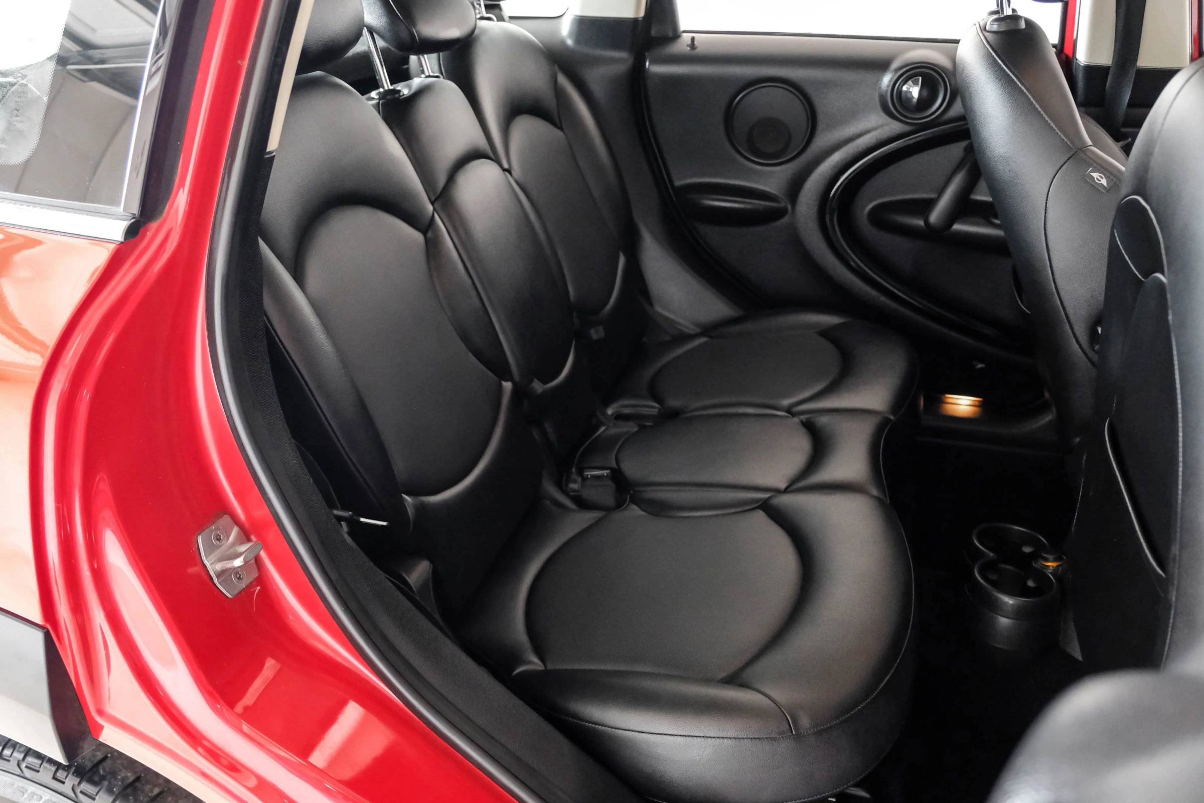 Used 2015 MINI Cooper Countryman S w/ Premium Package FWD image 29