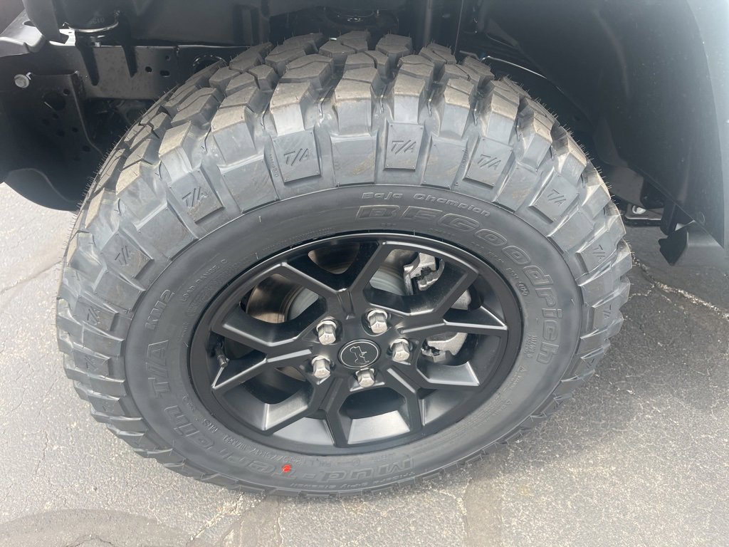 New 2025 Jeep Gladiator Willys image 21