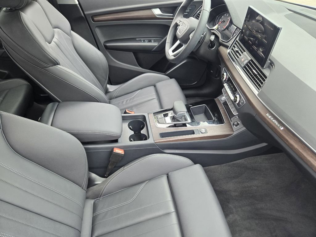 Certified 2024 Audi Q5 2.0T Premium w/ Convenience Package AWD/4WD image 18
