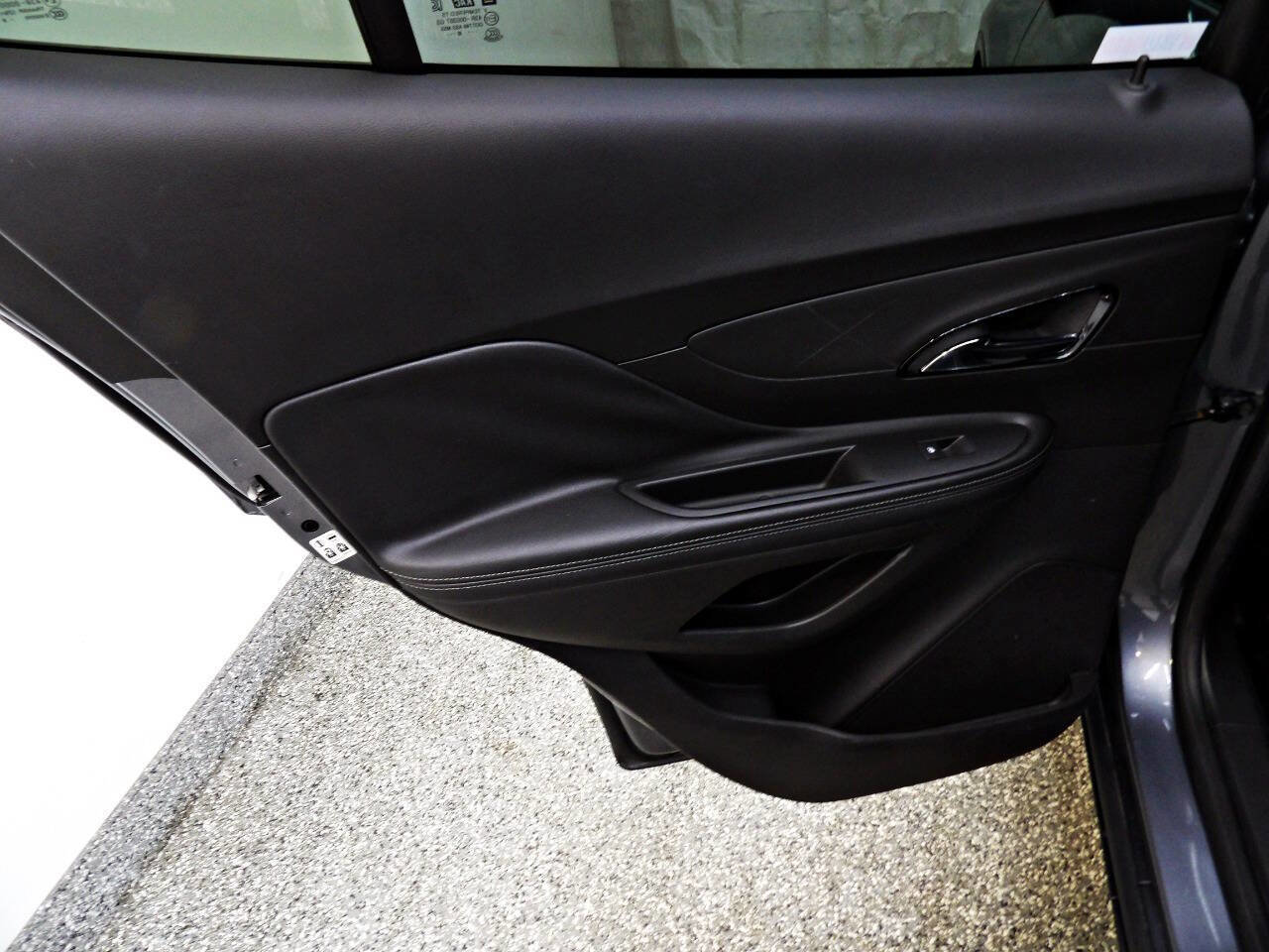 Used 2019 Buick Encore Preferred w/ Safety Package AWD/4WD image 9