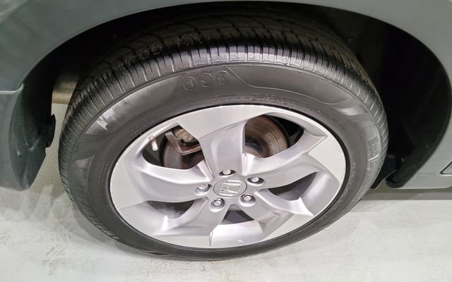 Certified 2021 Honda HR-V LX image 34