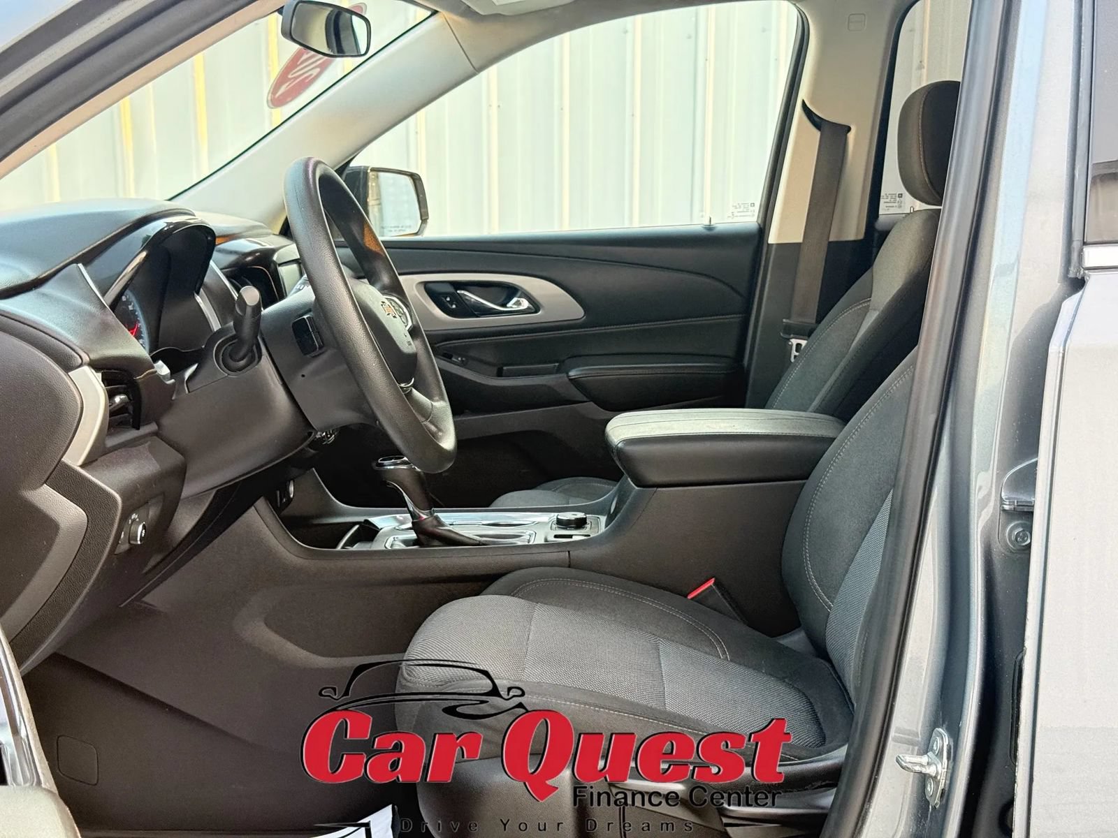 Used 2019 Chevrolet Traverse LS FWD image 11