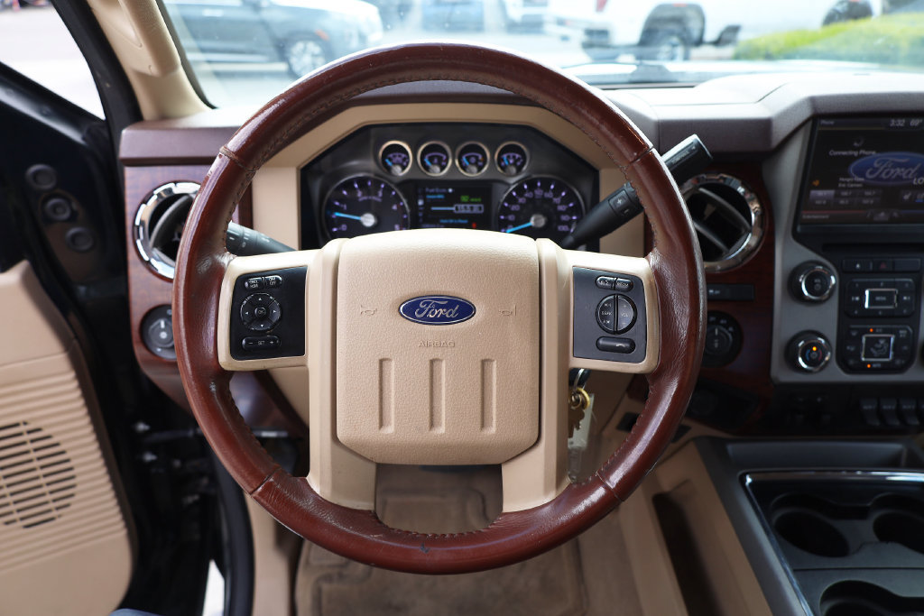 Used 2014 Ford F350 King Ranch w/ King Ranch w/Chrome Package AWD/4WD image 13