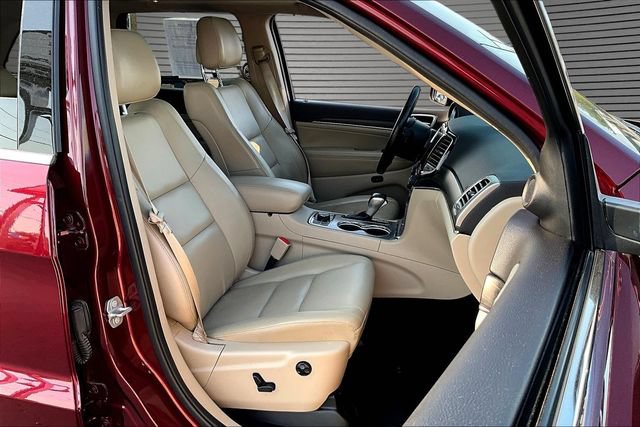 Used 2021 Jeep Grand Cherokee Limited AWD/4WD image 29