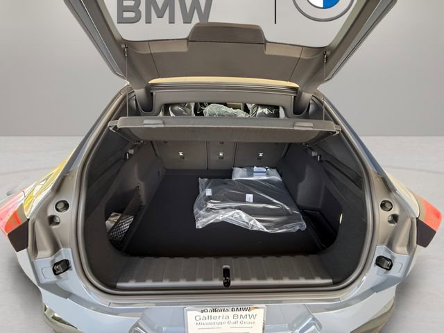 New 2026 BMW X2 xDrive28i w/ Technology Package AWD/4WD image 23