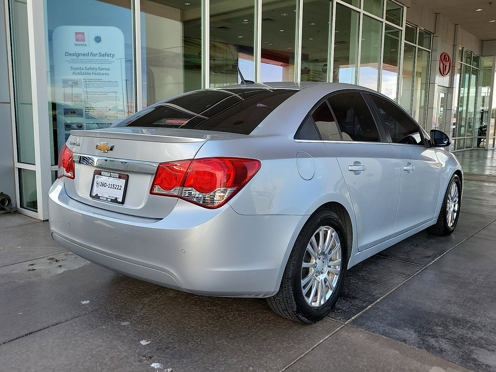 Used 2012 Chevrolet Cruze Eco FWD image 3