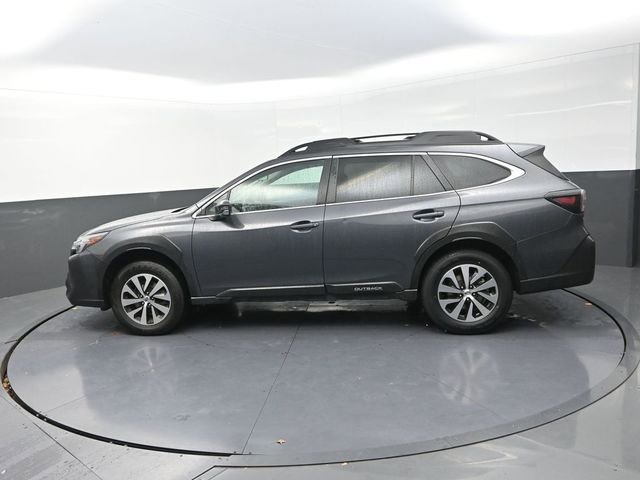 Used 2024 Subaru Outback Premium image 4