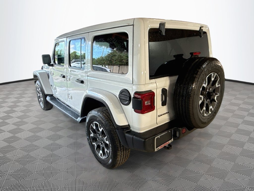 New 2027 Jeep Wrangler Unlimited Sahara AWD/4WD image 7