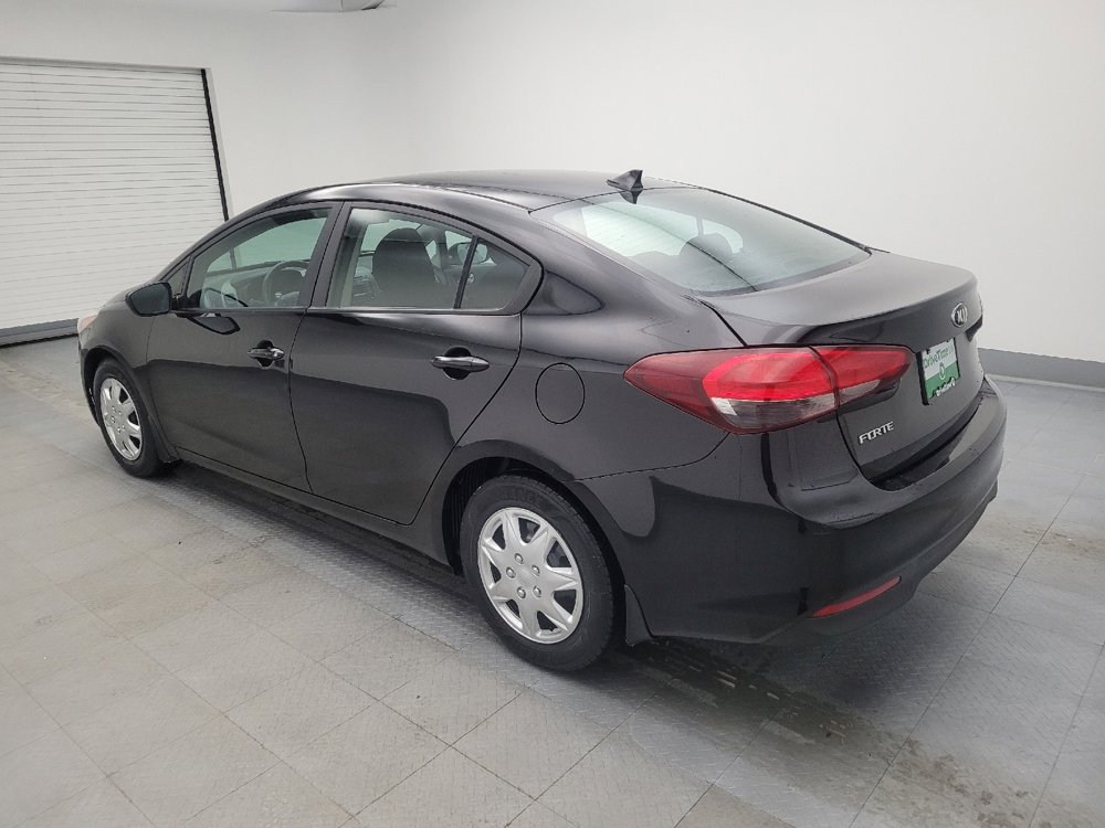 Used 2017 Kia Forte LX image 3