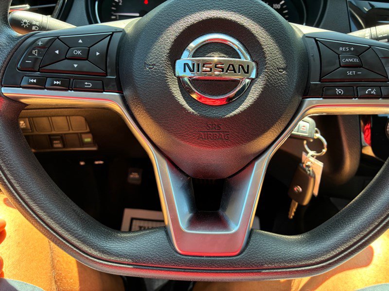 Used 2018 Nissan Rogue Sport S image 9