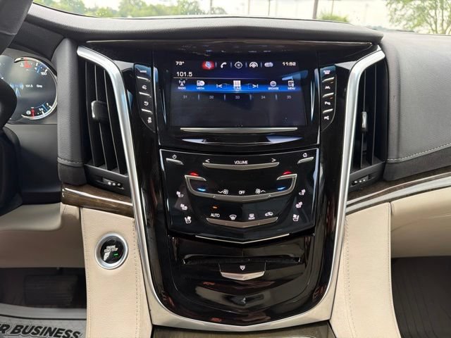 Certified 2020 Cadillac Escalade Luxury AWD/4WD image 18