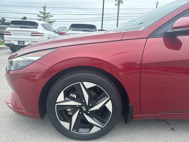 Certified 2023 Hyundai Elantra SEL w/ Convenience Package FWD image 10