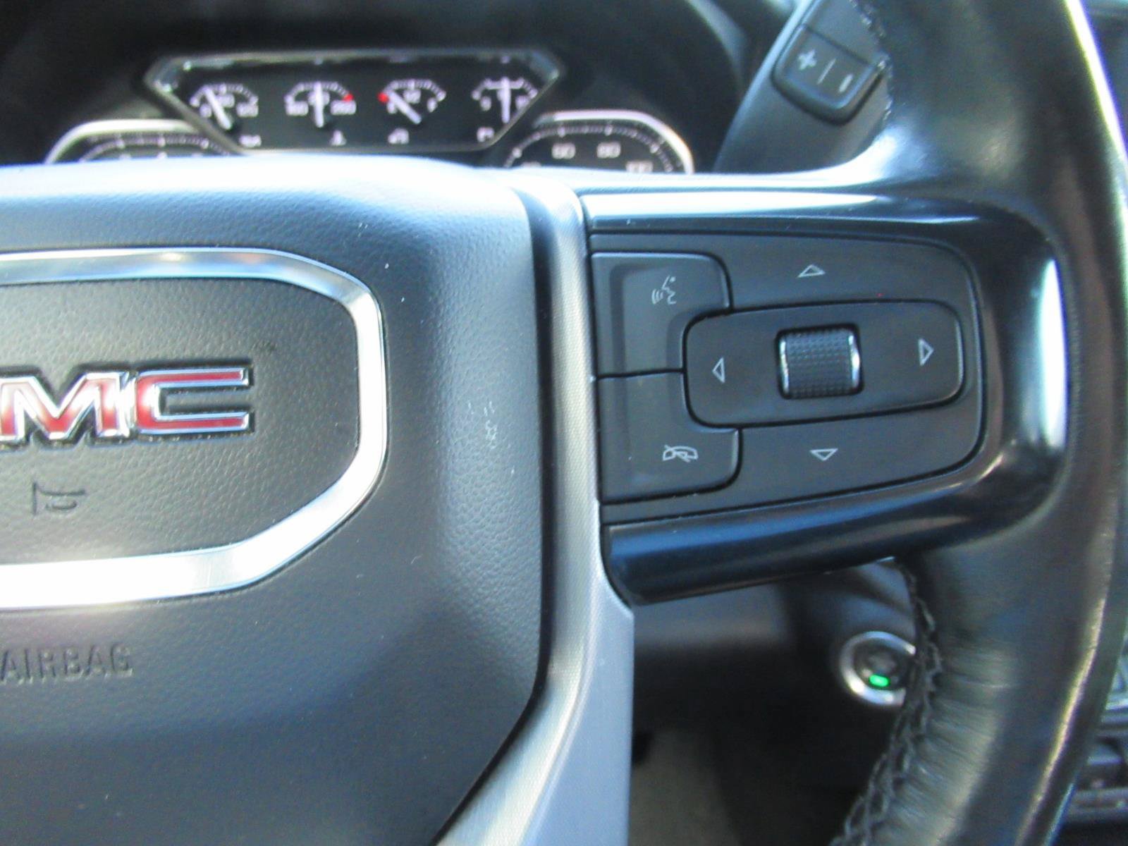 Used 2020 GMC Sierra 1500 SLT w/ SLT Premium Plus Package AWD/4WD image 25