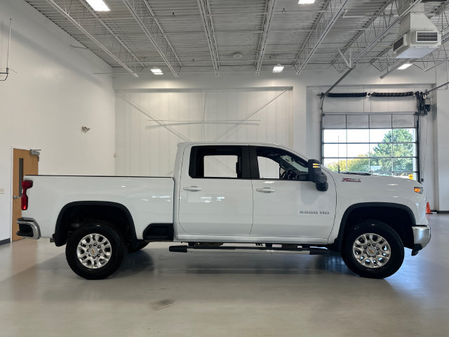 Certified 2025 Chevrolet Silverado 2500 LT AWD/4WD image 4