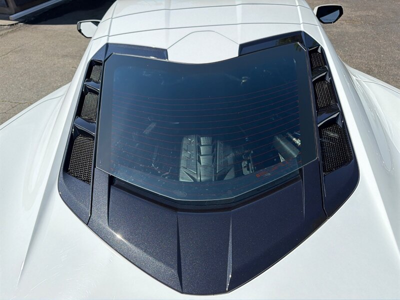 Used 2021 Chevrolet Corvette Stingray Coupe w/ 1LT RWD image 28