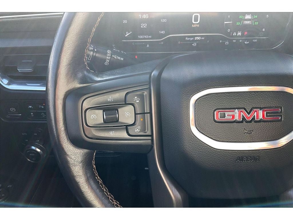 Used 2022 GMC Yukon XL AT4 w/ AT4 Premium Plus Package AWD/4WD image 20