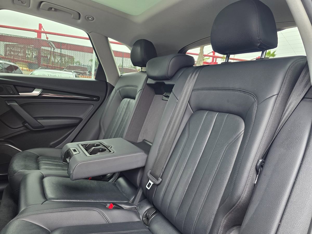 Used 2018 Audi Q5 2.0T Premium Plus AWD/4WD image 25