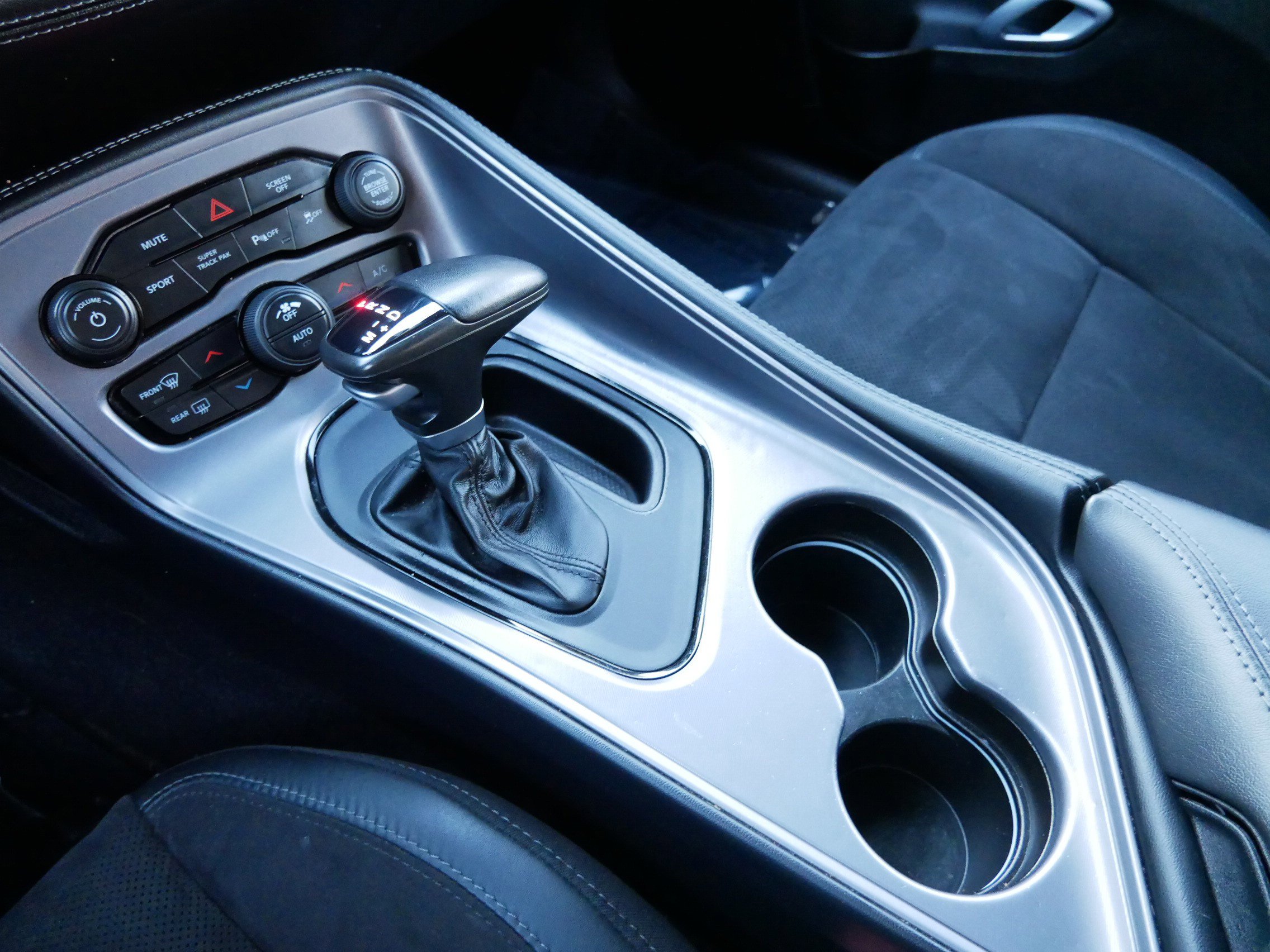 Used 2023 Dodge Challenger GT w/ Plus Package image 23