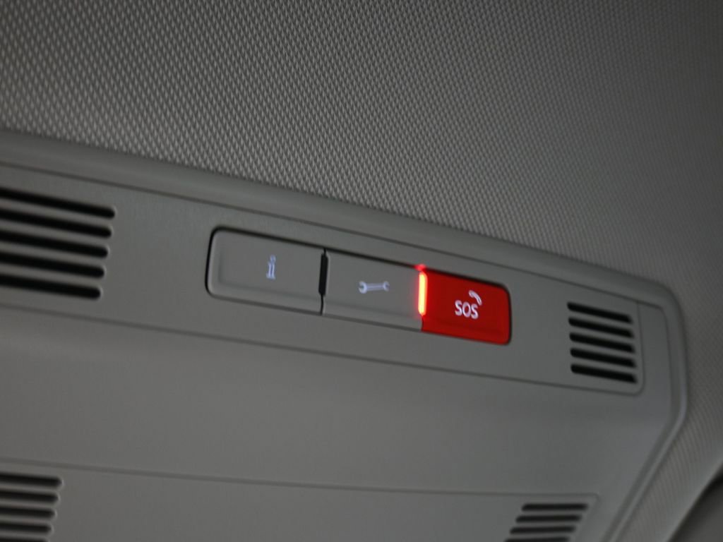 Used 2023 Volkswagen Jetta S image 21