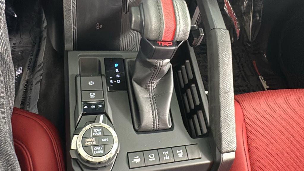 Used 2025 Toyota Tacoma TRD Sport image 28