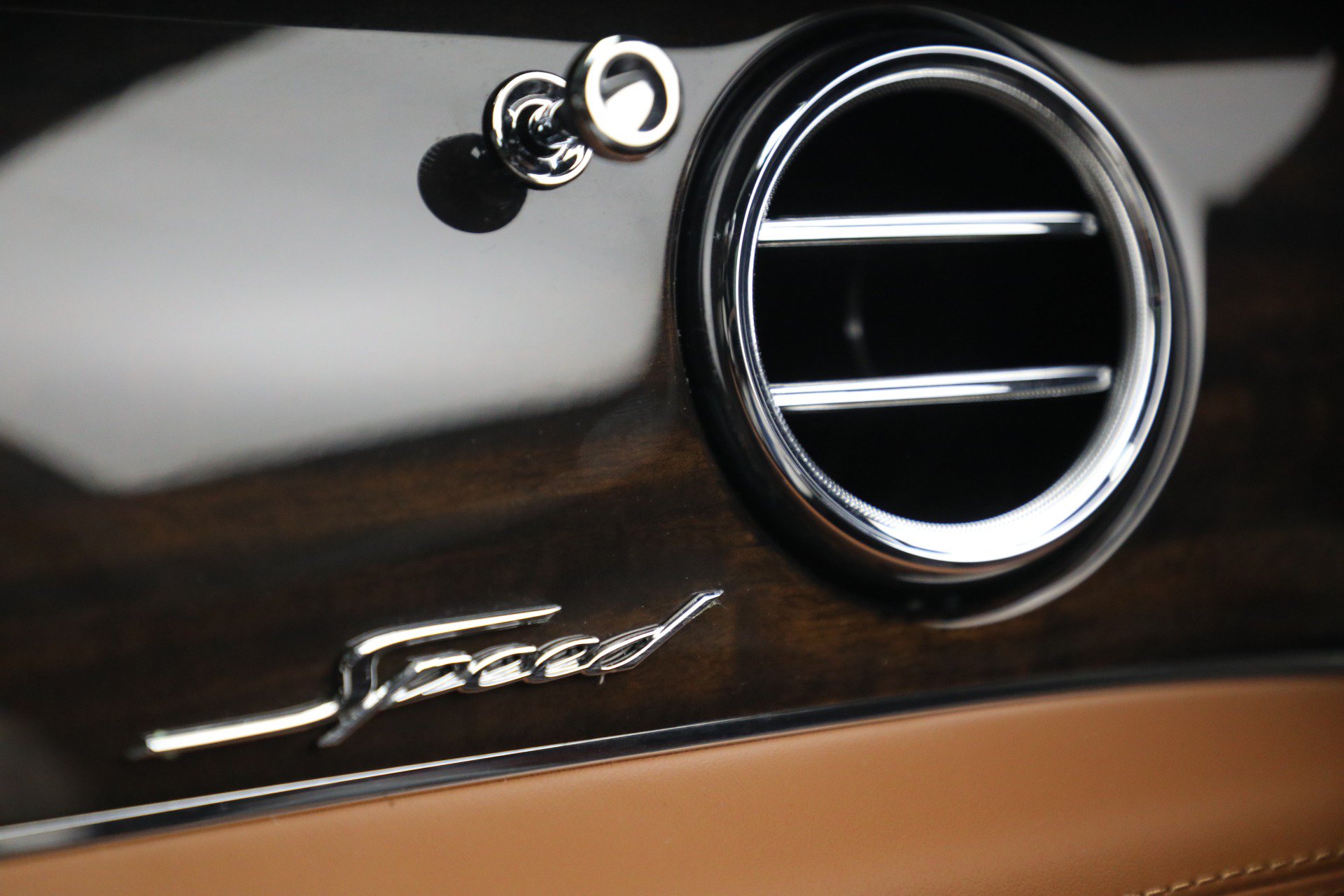 Certified 2021 Bentley Bentayga Speed AWD/4WD image 32