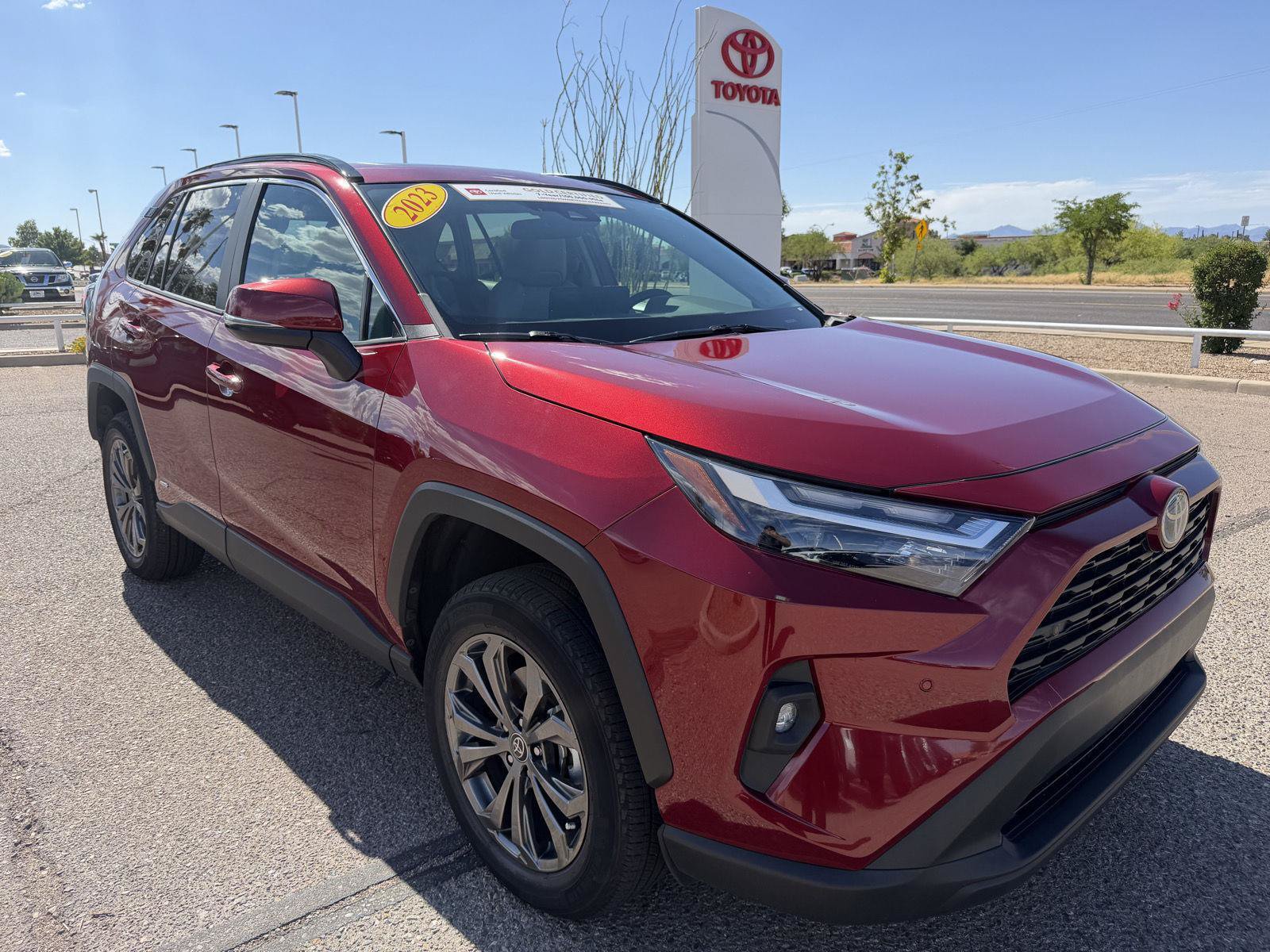 Used 2023 Toyota RAV4 XLE Premium AWD/4WD image 8