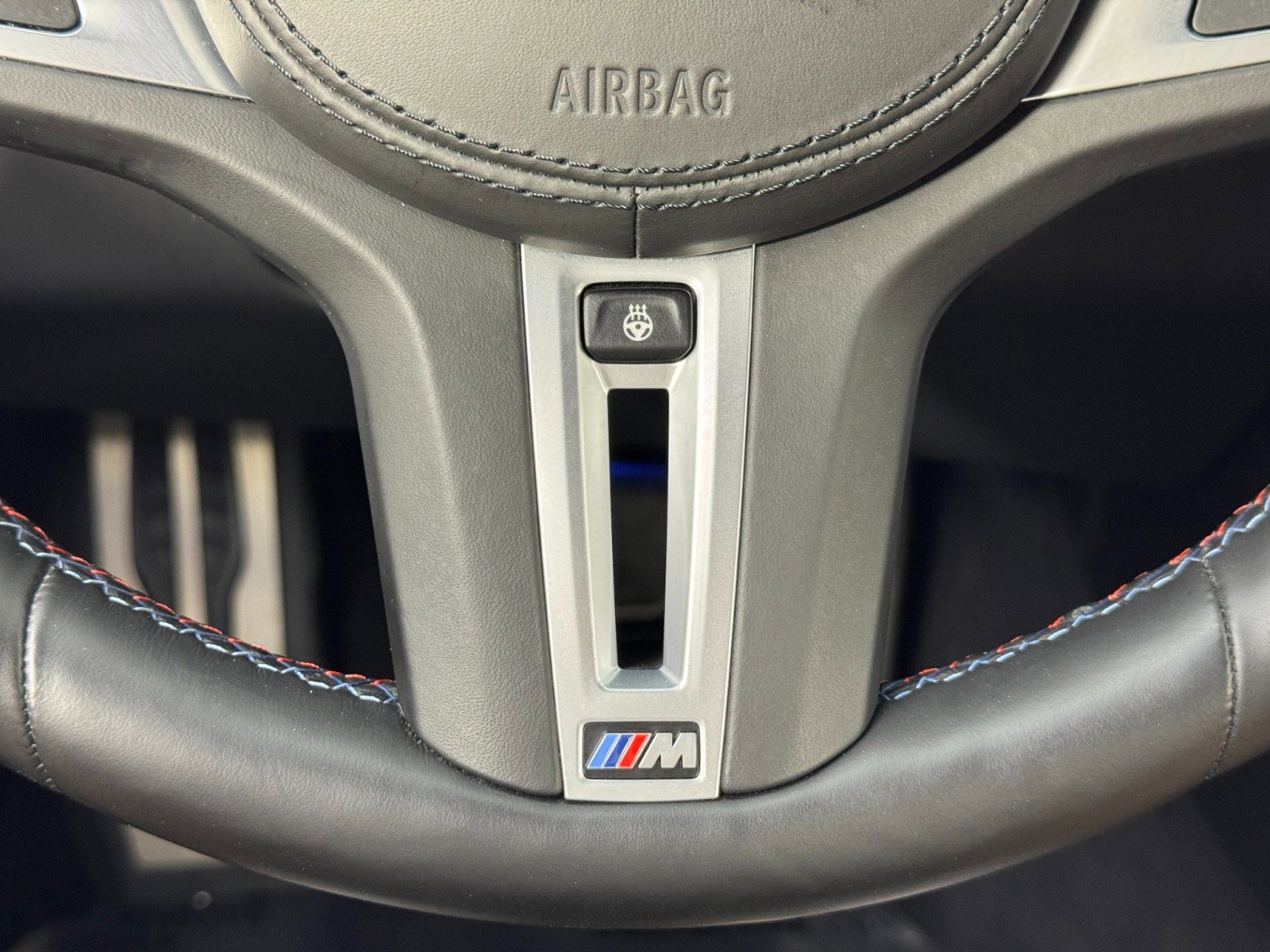 Used 2025 BMW M8 Competition image 22