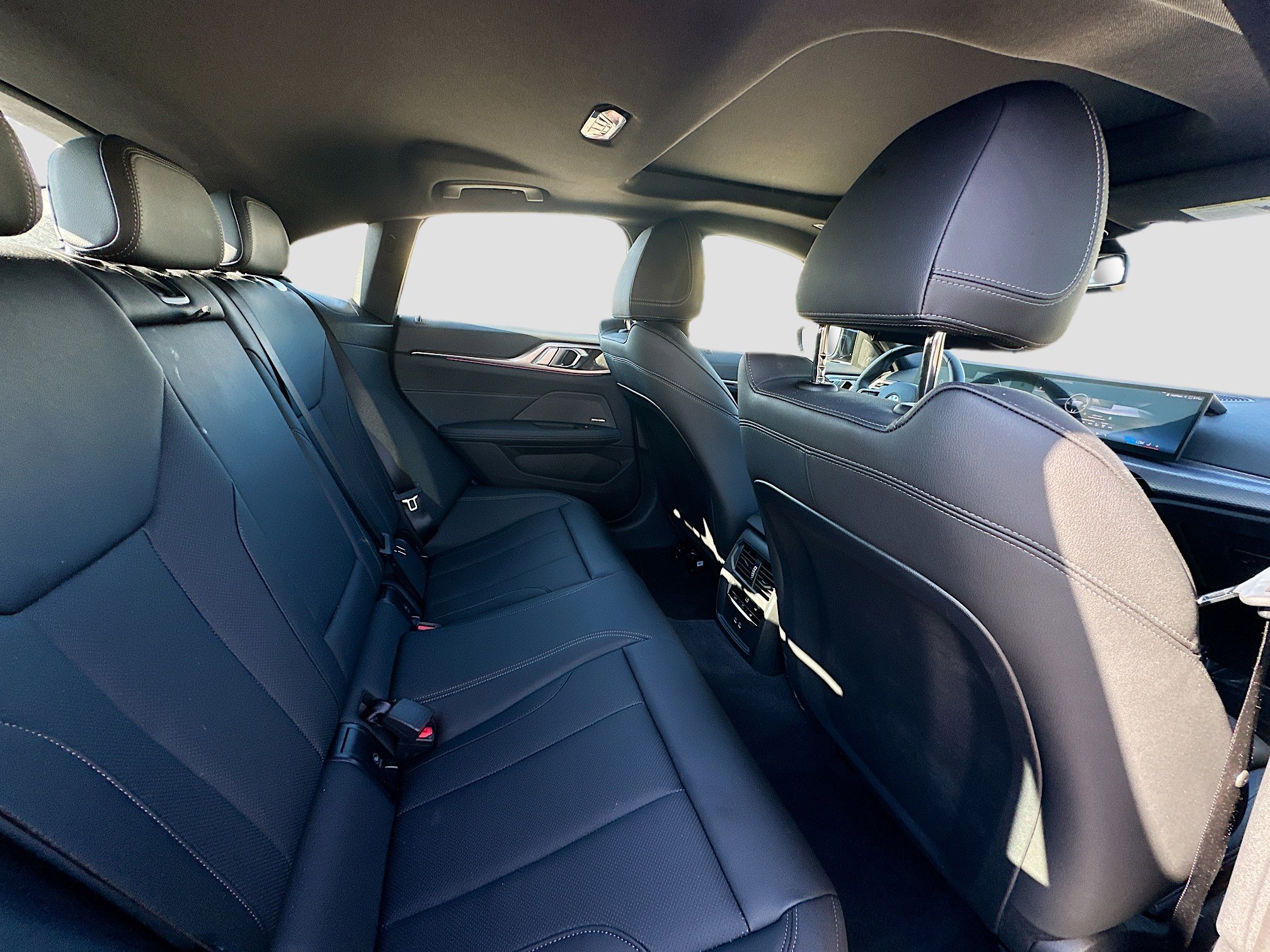 Used 2025 BMW 430i xDrive w/ M Sport Package image 31