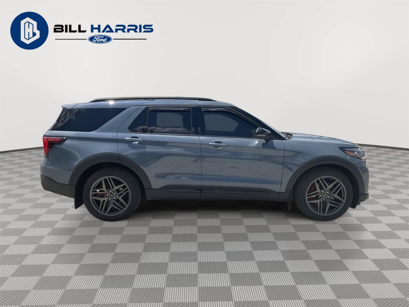 Used 2025 Ford Explorer ST AWD/4WD image 4
