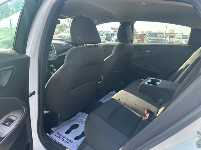 Used 2022 Chevrolet Malibu LT FWD image 4
