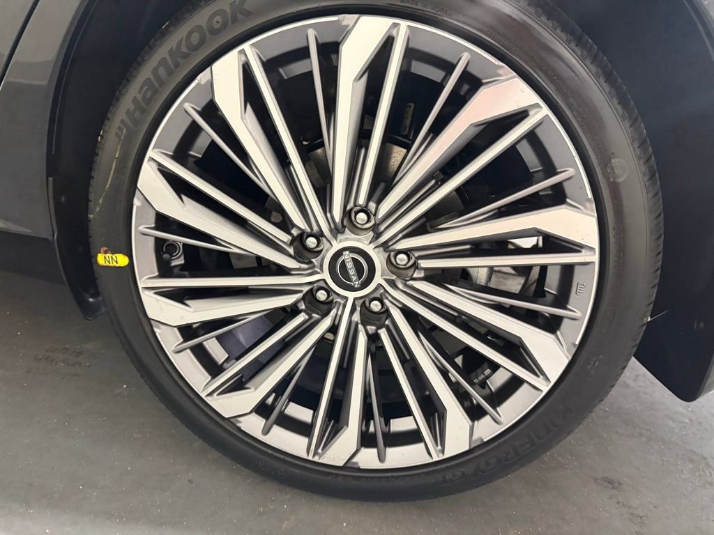 New 2025 Nissan Altima 2.5 SL image 11