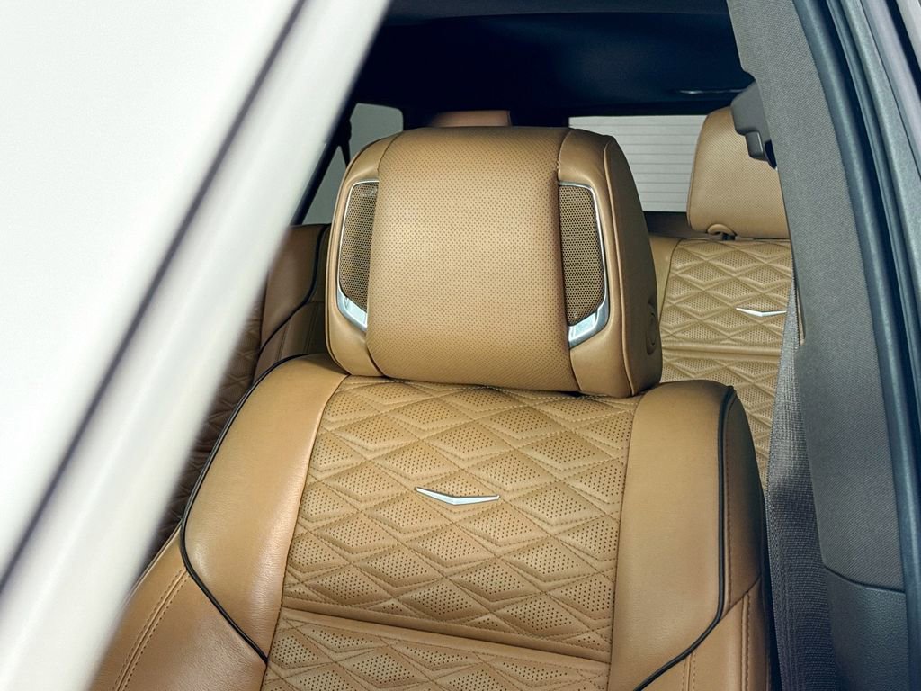 Used 2021 Cadillac Escalade ESV Premium Luxury image 24