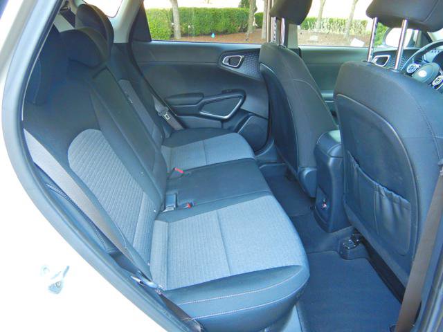 Used 2020 Kia Soul EX image 17