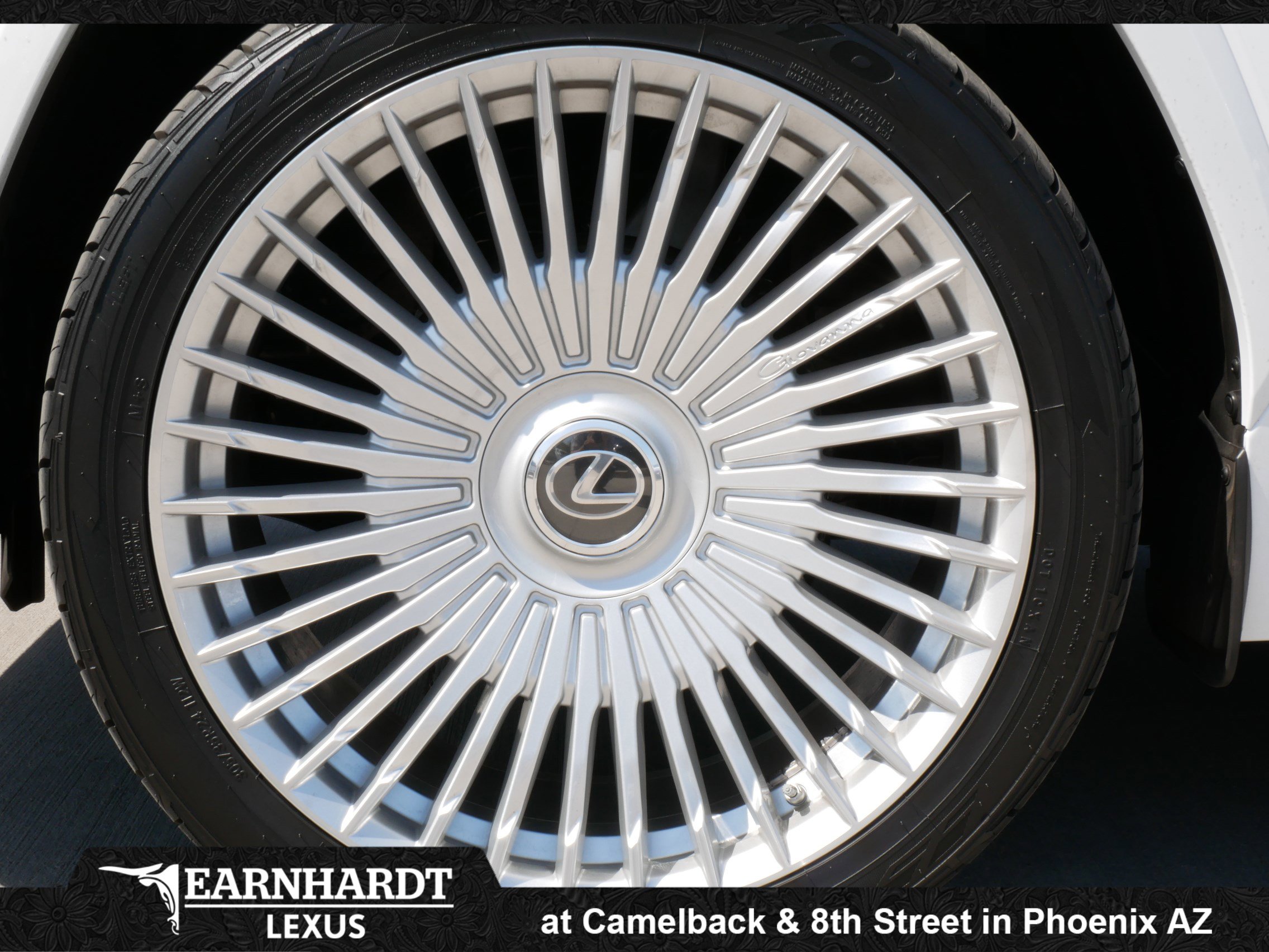 New 2025 Lexus LX 700h F Sport image 15