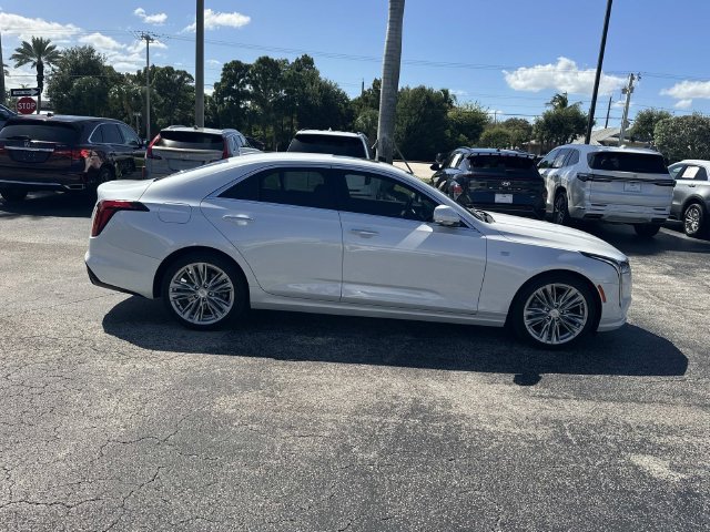 Used 2025 Cadillac CT4 Premium Luxury RWD image 3