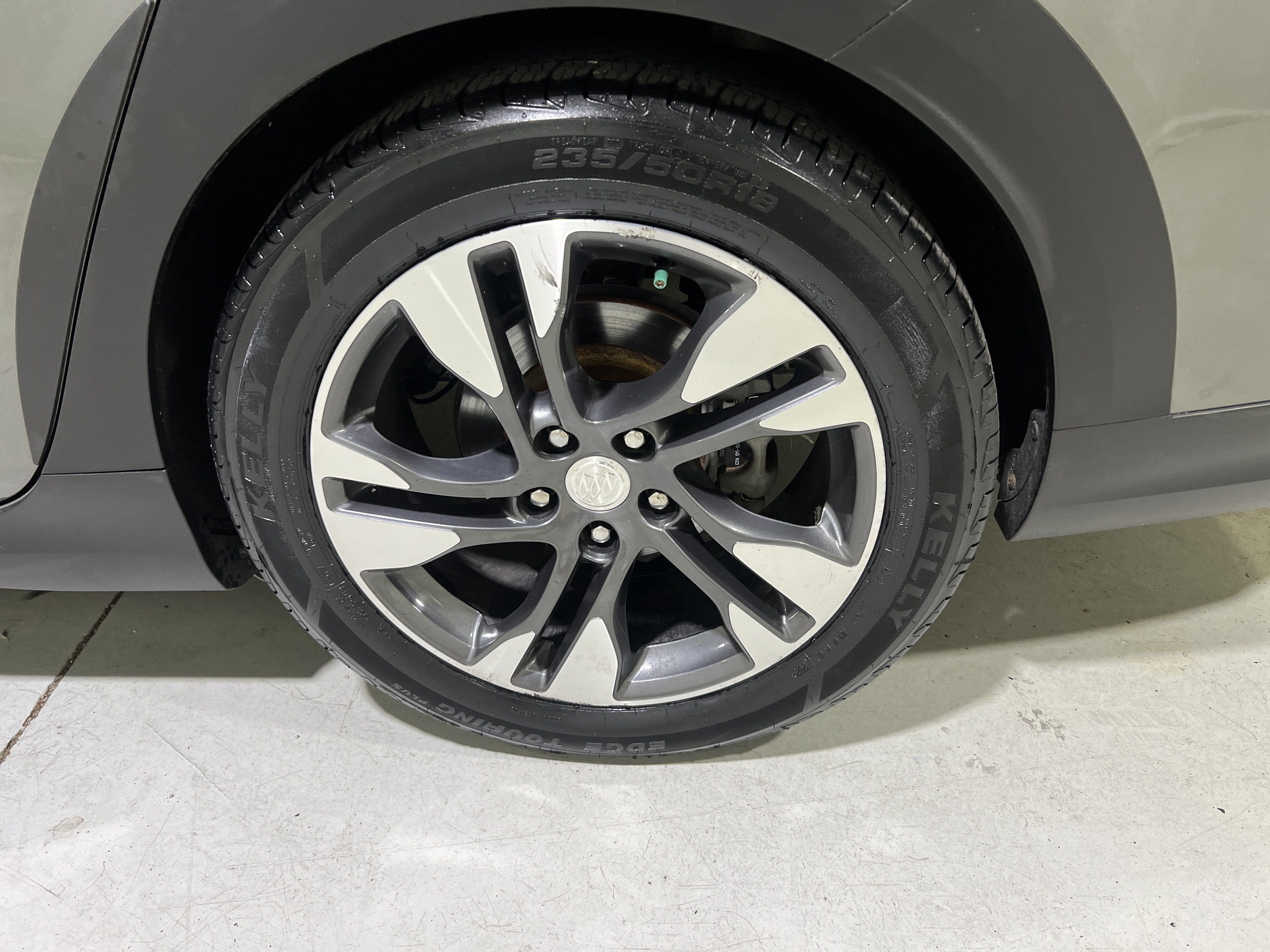 Certified 2018 Buick Regal Essence w/ Driver Confidence Package #1 AWD/4WD image 13