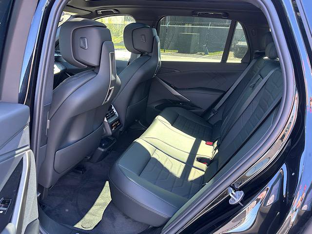 New 2027 BMW X5 xDrive40i w/ M Sport Package AWD/4WD image 5