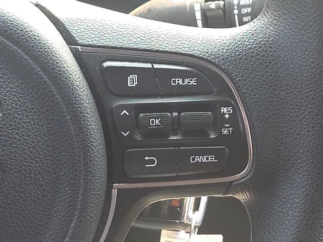 Used 2018 Kia Optima LX FWD image 36