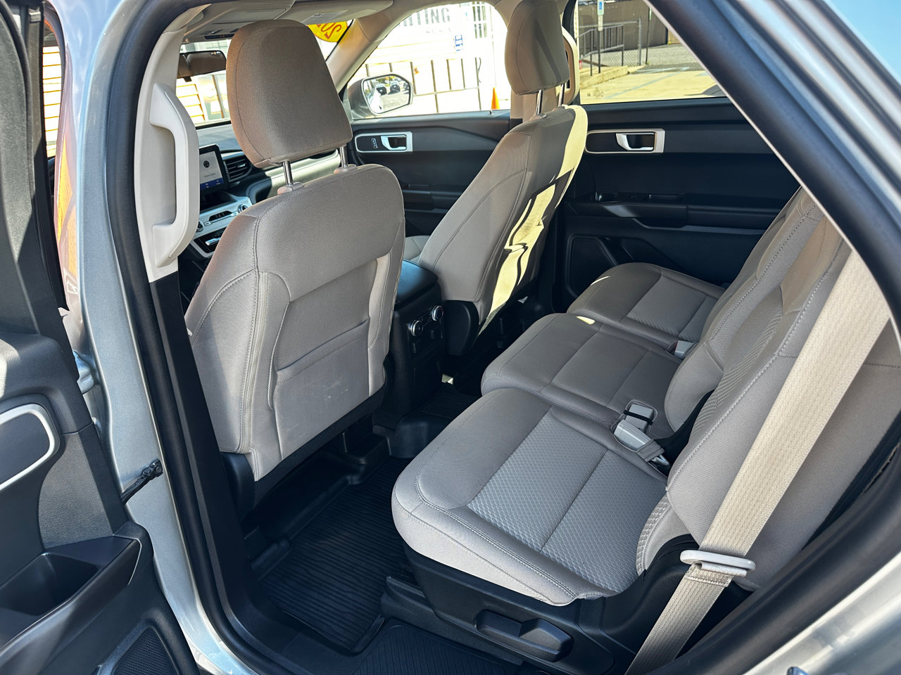 Used 2022 Ford Explorer 4WD image 18