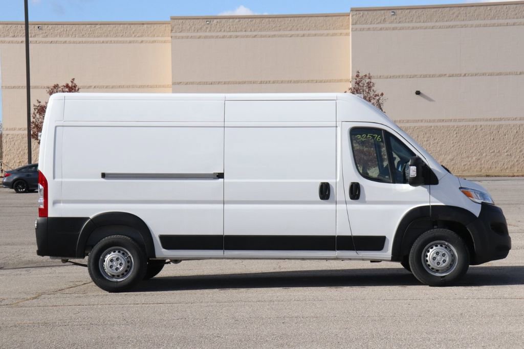 Used 2024 RAM ProMaster 2500 FWD image 8