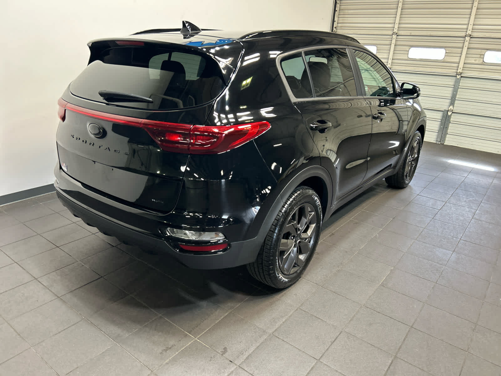 Used 2022 Kia Sportage Nightfall Edition AWD/4WD image 3