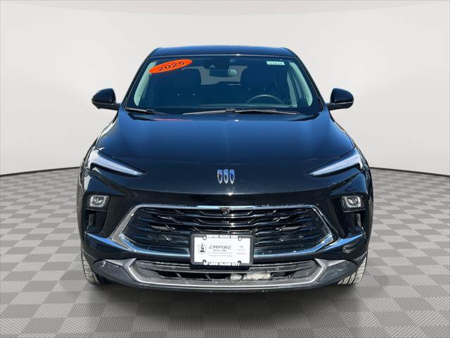 Used 2025 Buick Encore GX Preferred w/ Advanced Technology Package AWD/4WD image 2