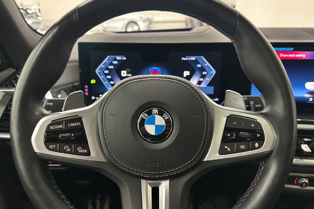 Certified 2025 BMW X7 M60i AWD/4WD image 28