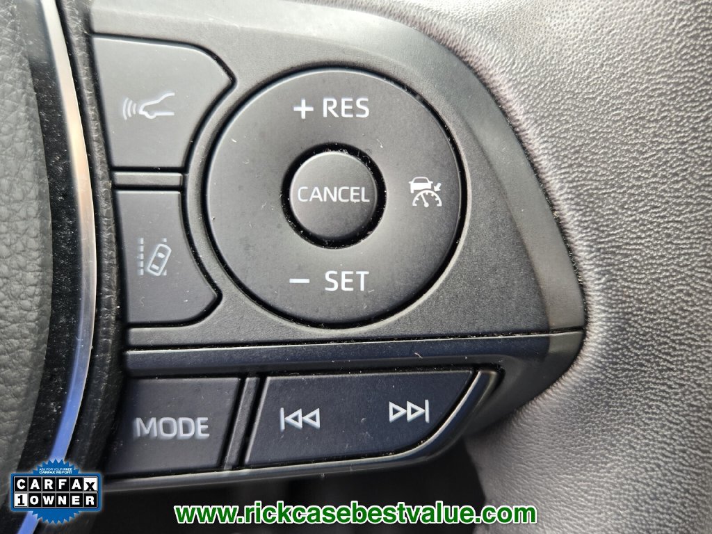 Used 2023 Toyota RAV4 XLE Premium FWD image 28