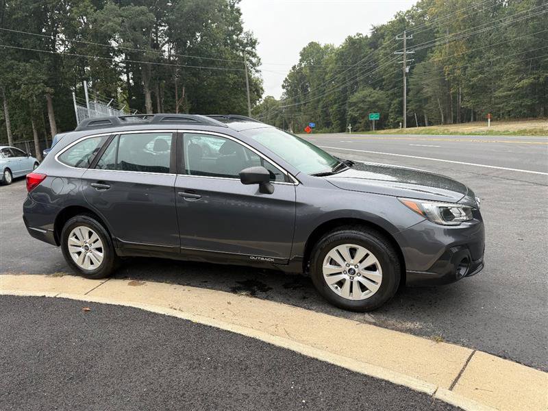 Used 2019 Subaru Outback 2.5i image 6
