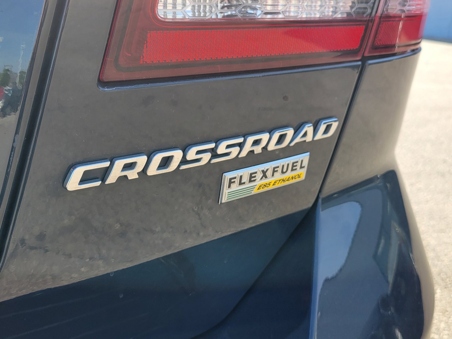 Used 2018 Dodge Journey Crossroad FWD image 6
